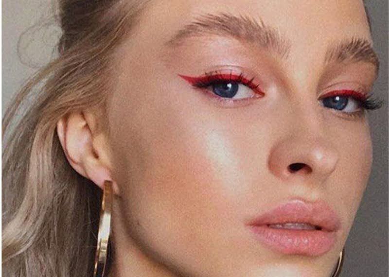 خط چشم‌های گرافیکی با ترکیب یلدایی